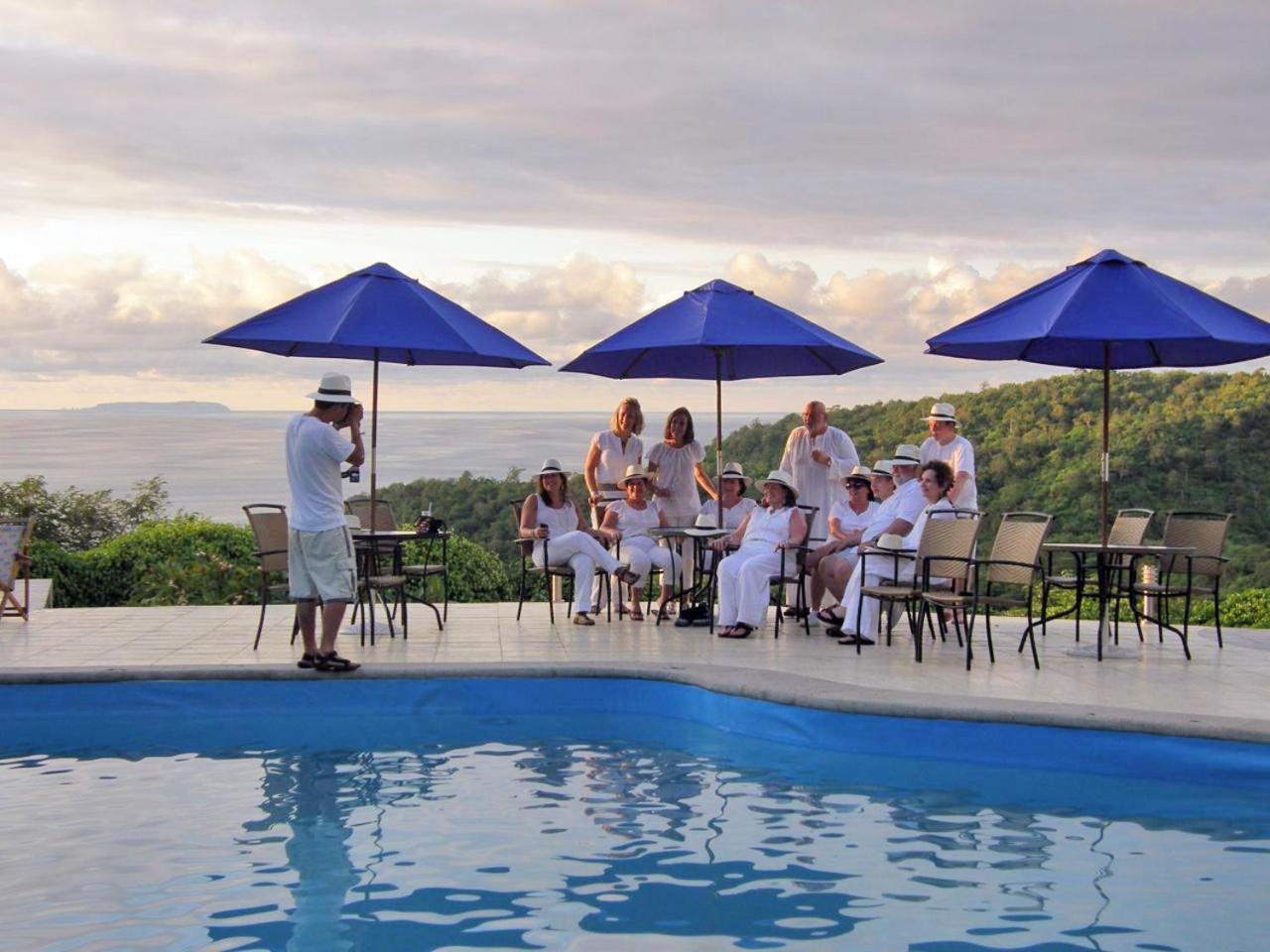 Mantaraya Lodge Puerto Lopez Exterior photo